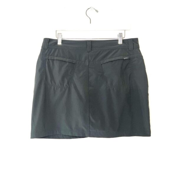 Eddie Bauer Skort Size 10 Medium Dark Gray Utility Pockets Built-In Shorts - Picture 2 of 5